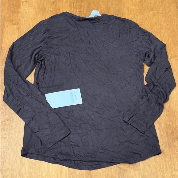 Hold Tight Long Sleeve - Picture 3 of 3